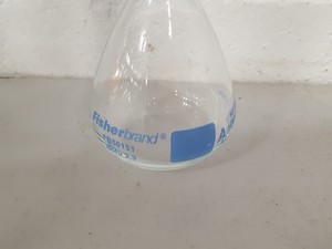 Thumbnail image of 108 x Volumetric Flasks Lab Glassware Glass + Stoppers