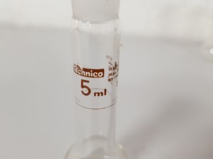 Thumbnail image of 108 x Volumetric Flasks Lab Glassware Glass + Stoppers