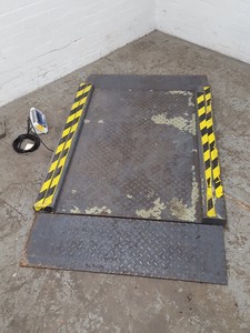 Thumbnail image of Bilanciai D70 Floor Scales Weight Indicator Weighing Ramp Measuring
