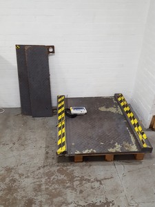 Thumbnail image of Bilanciai D70 Floor Scales Weight Indicator Weighing Ramp Measuring