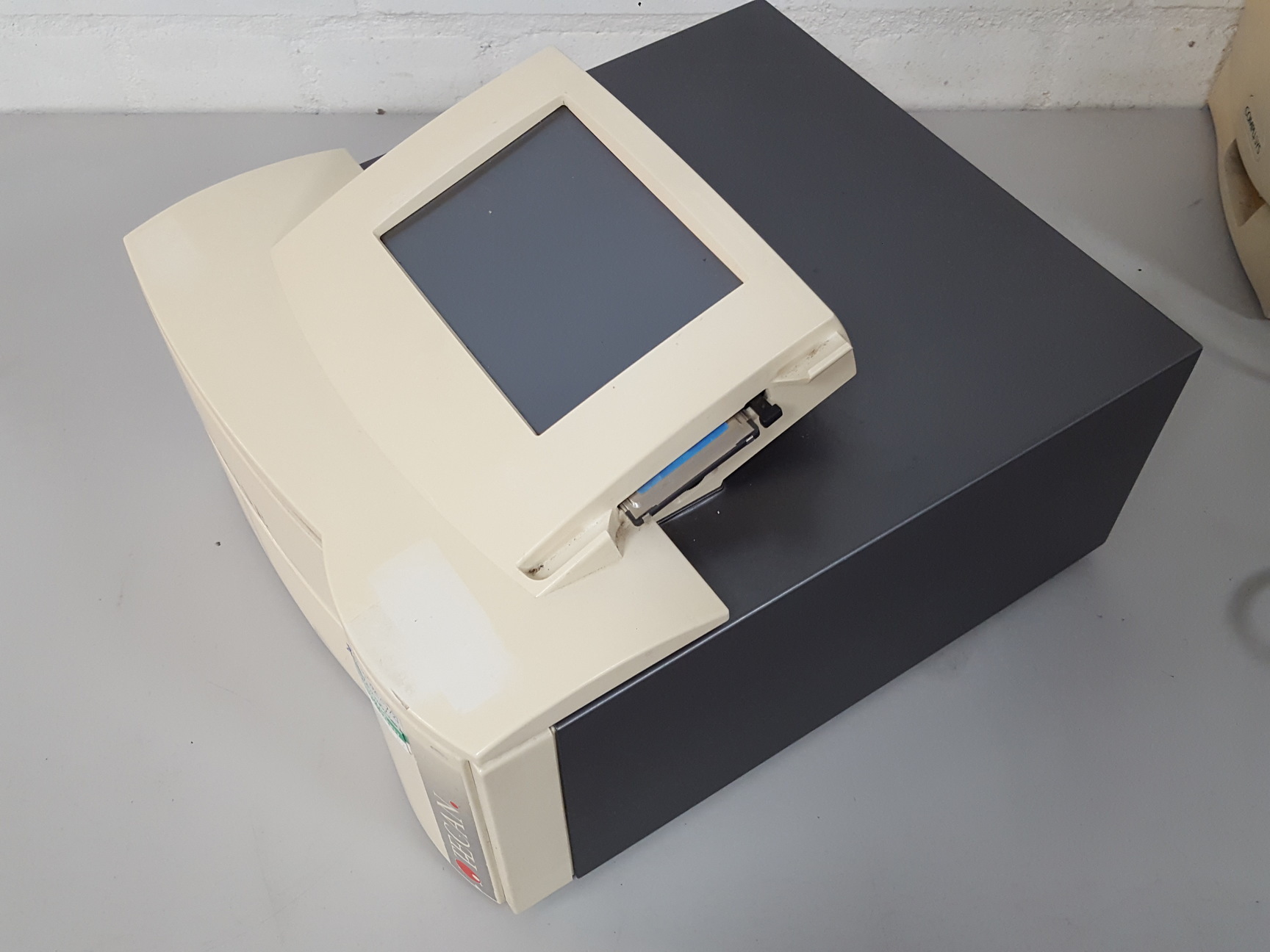 Image of Tecan Sunrise Absorbance Microplate Reader System Probes & Software Lab
