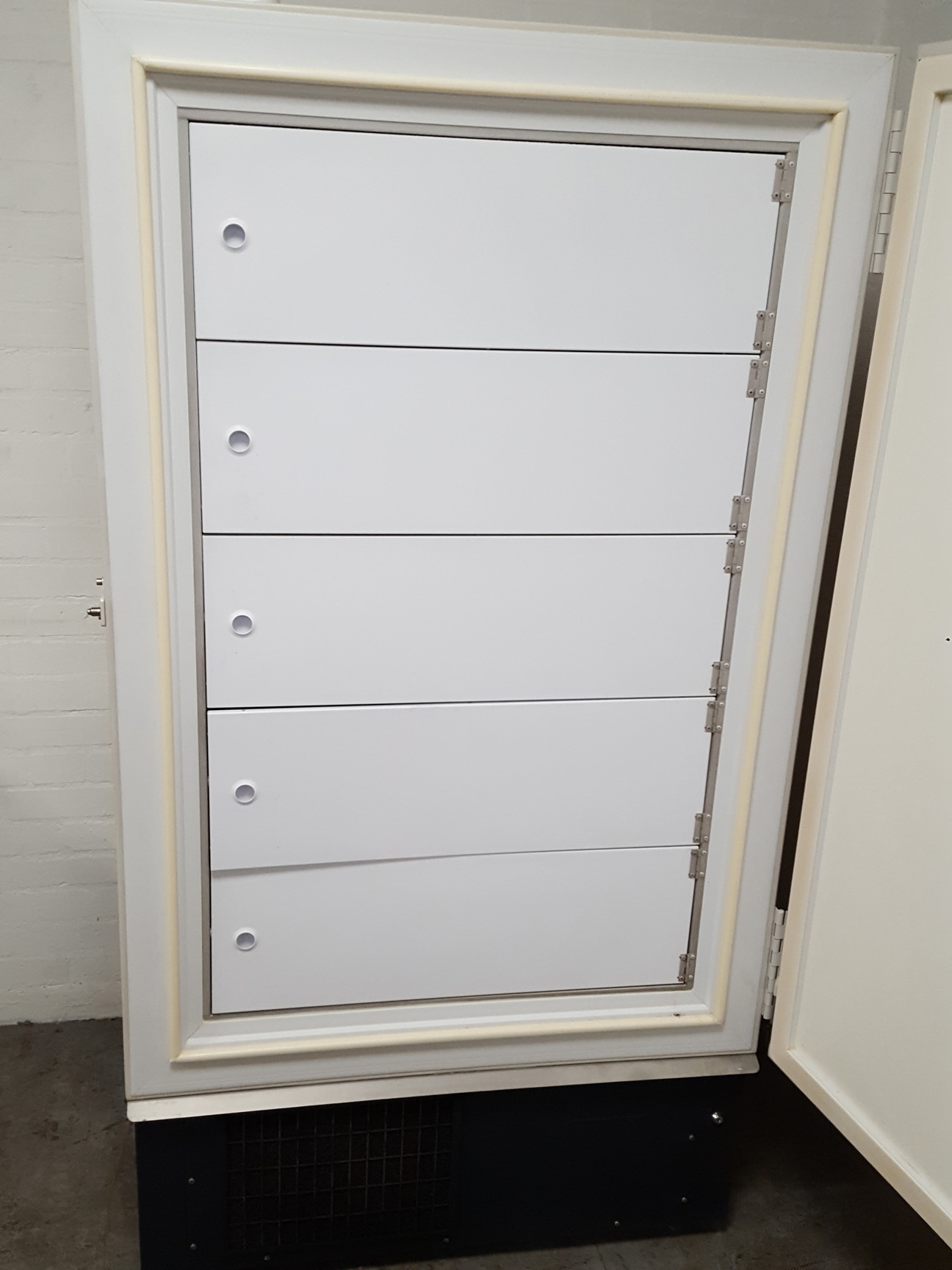 Image of New Brunswick Premium U570 Ultra Low Temperature Lab Freezer ULT -45C
