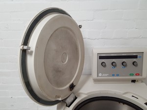 Thumbnail image of  Beckman Avanti J-20XP High Capacity Centrifuge Lab
