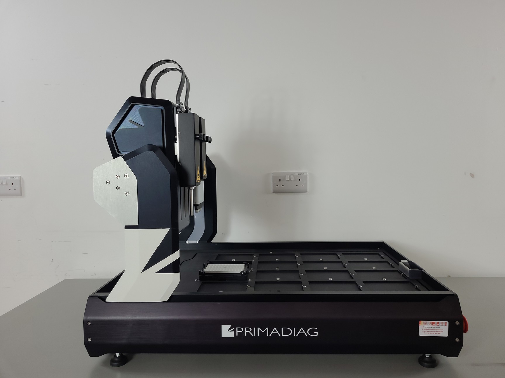 Image of PrimaDiag ACSIA Line Automated Platform Liquid Handling Robot, PC Lab (YOM 2016)