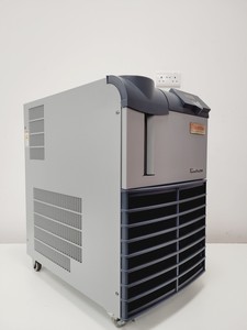 Thumbnail image of Thermo Scientific Thermoflex 2500 Recirculating Chiller Lab