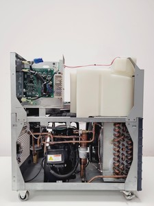 Thumbnail image of Thermo Scientific Thermoflex 2500 Recirculating Chiller Lab