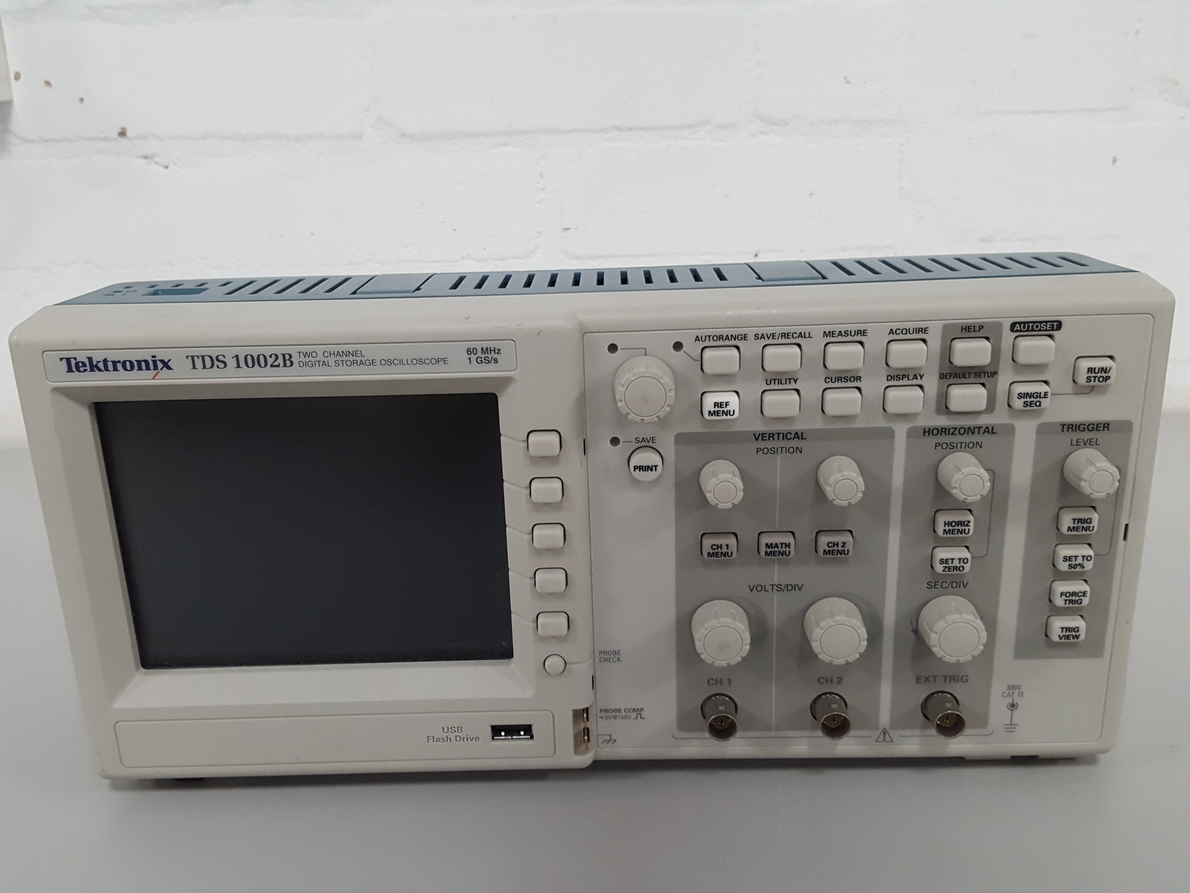 Tektronix TDS1002B 60 MHz Dual Channel Digital Oscilloscope Lab