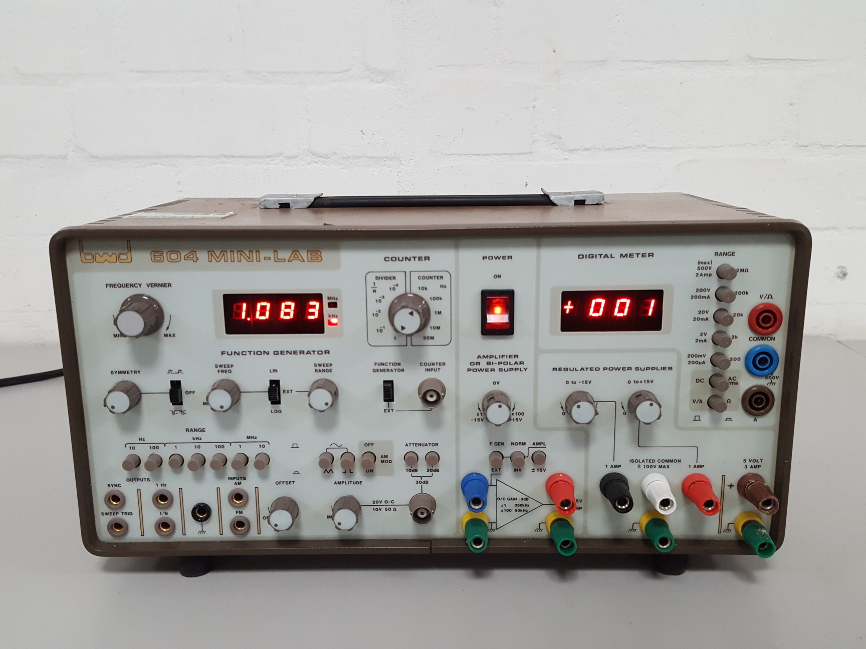Image of McVan Instruments BWD 604 Mini-Lab Ver 2.  Lab Function Generator