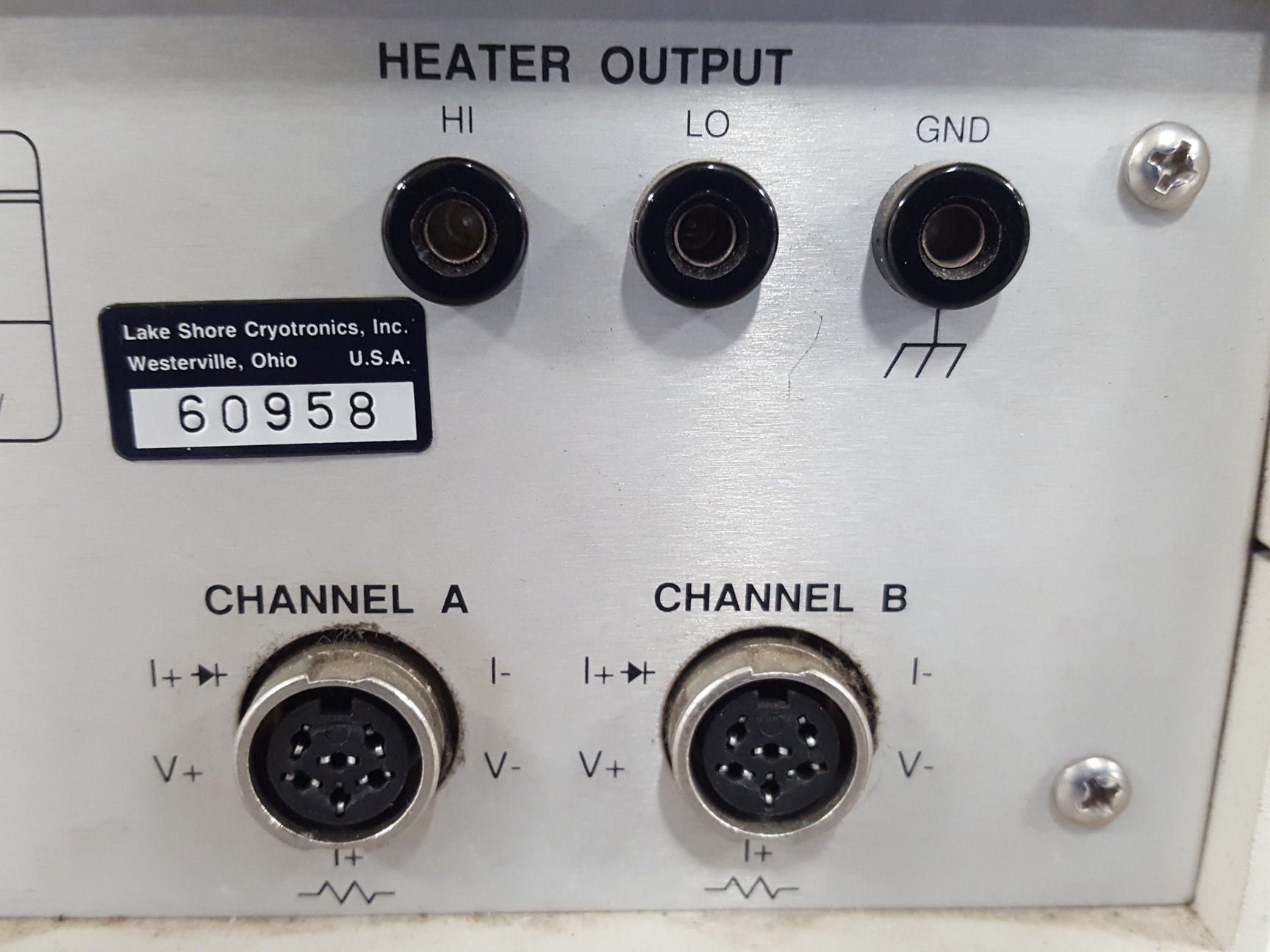 Image of Lakeshore 330 Autotuning Temperature Controller Lab