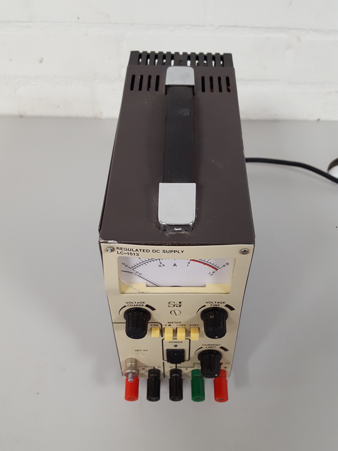 Image of SJ Electronics LC-1513 Regulated DC Power Supply Lab