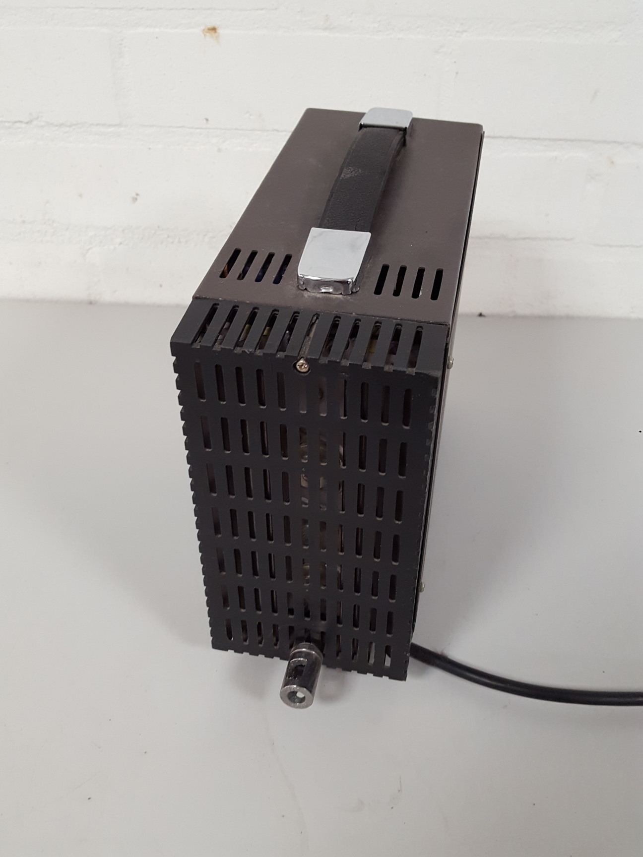 Image of SJ Electronics LC-1513 Regulated DC Power Supply Lab