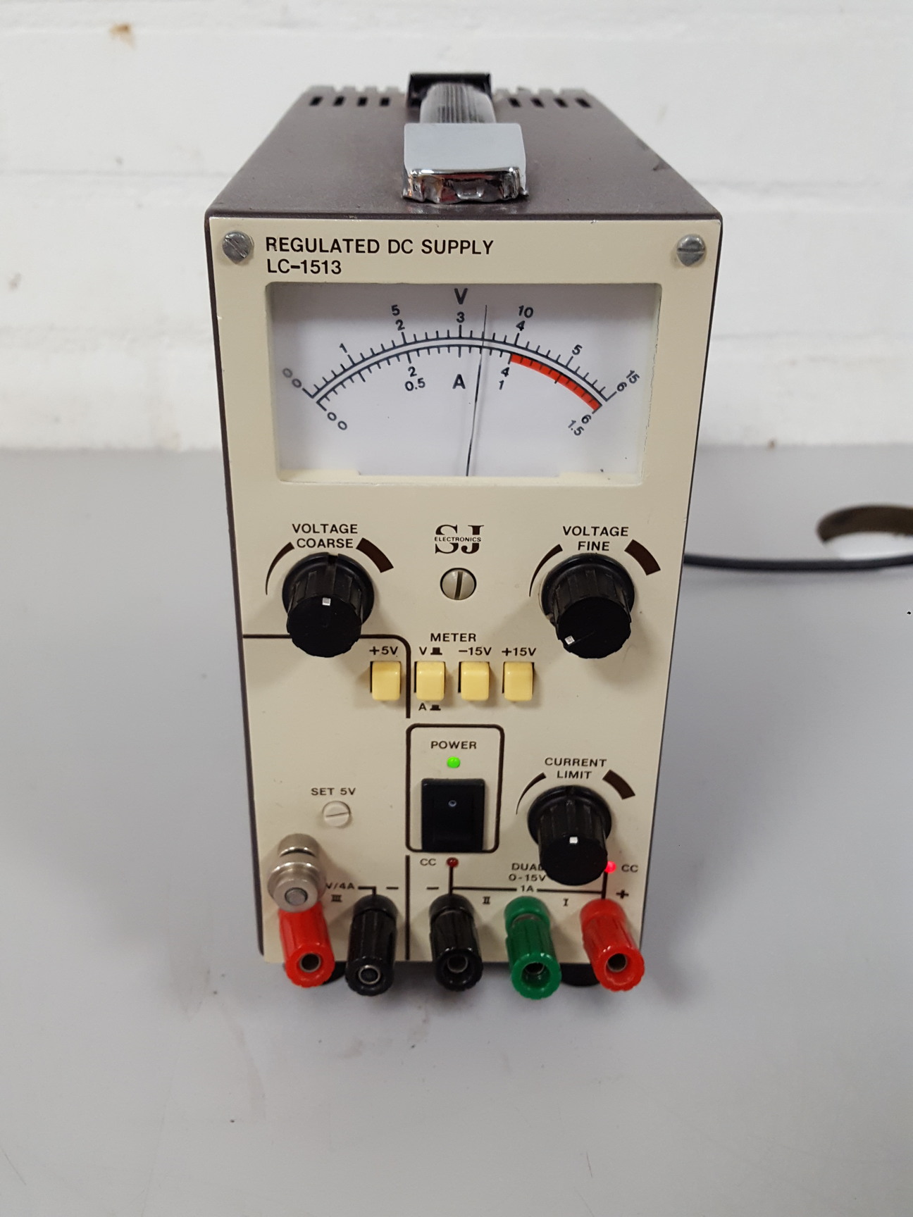 Image of SJ Electronics LC-1513 Regulated DC Power Supply Lab