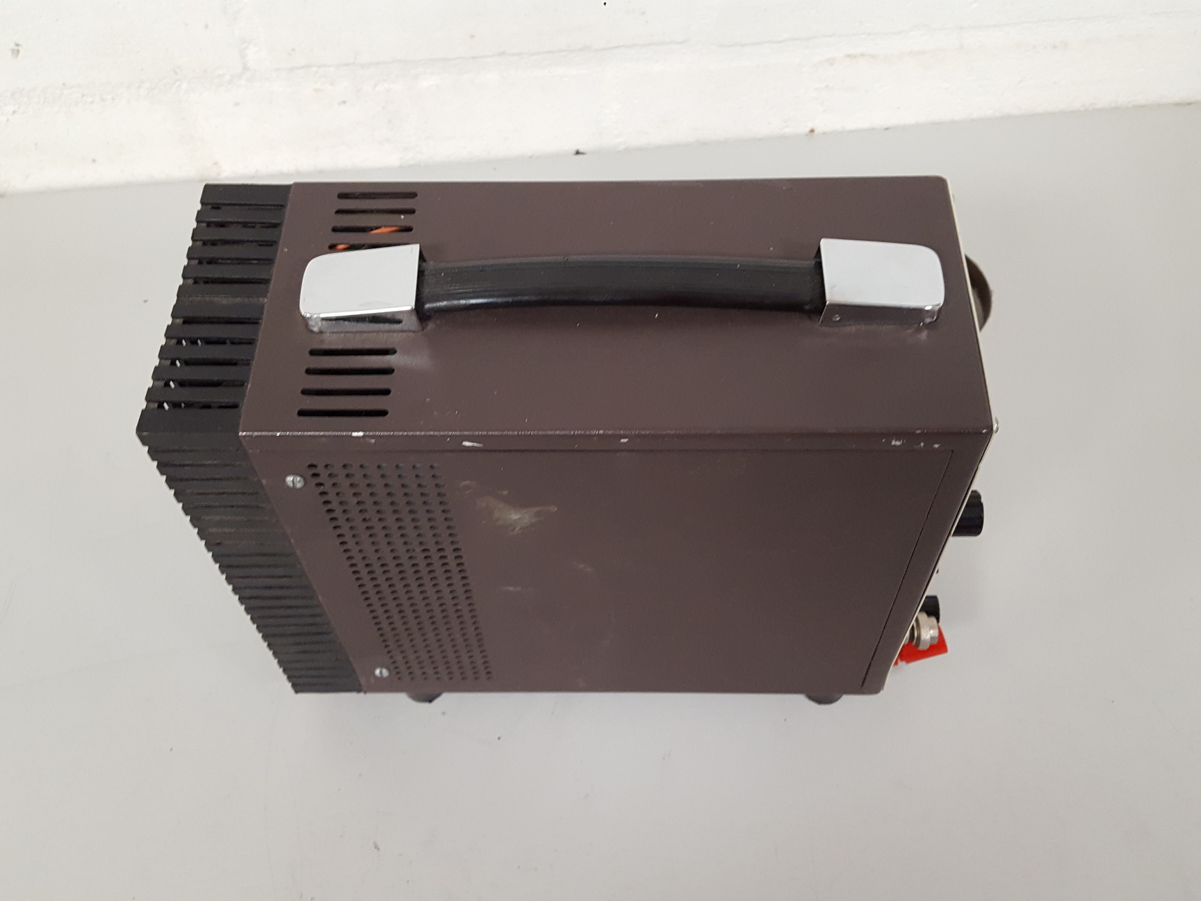 Image of SJ Electronics LC-1513 Regulated DC Power Supply Lab