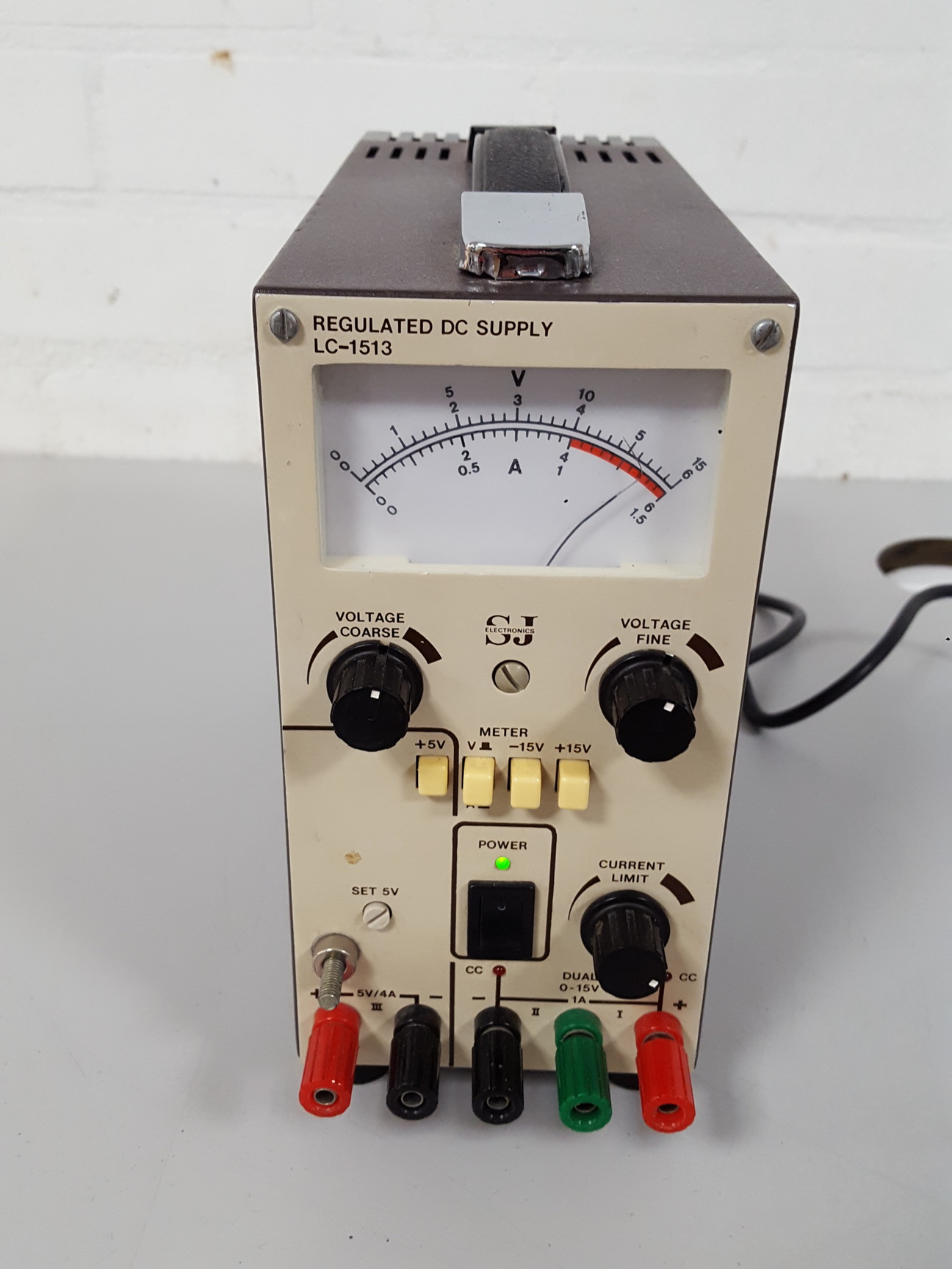 Image of SJ Electronics LC-1513 Regulated DC Power Supply Lab