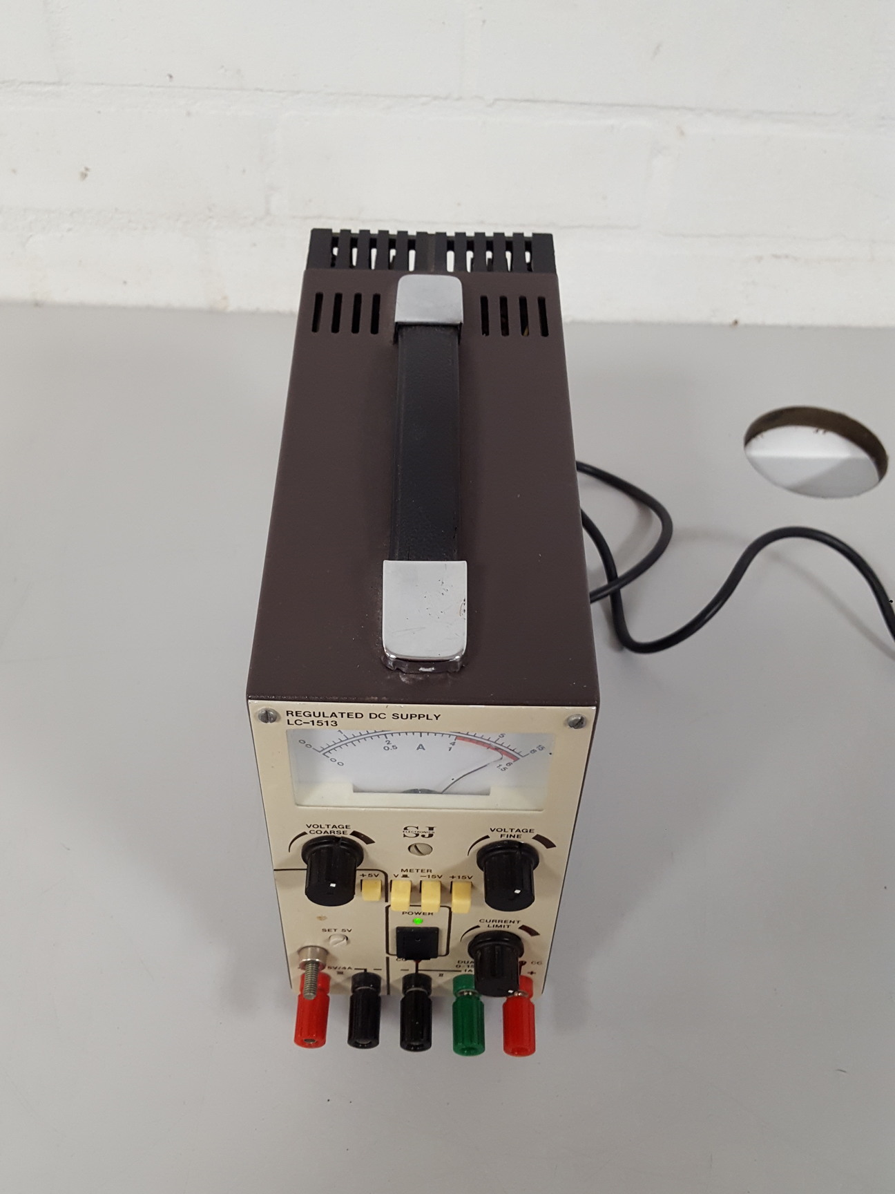 Image of SJ Electronics LC-1513 Regulated DC Power Supply Lab