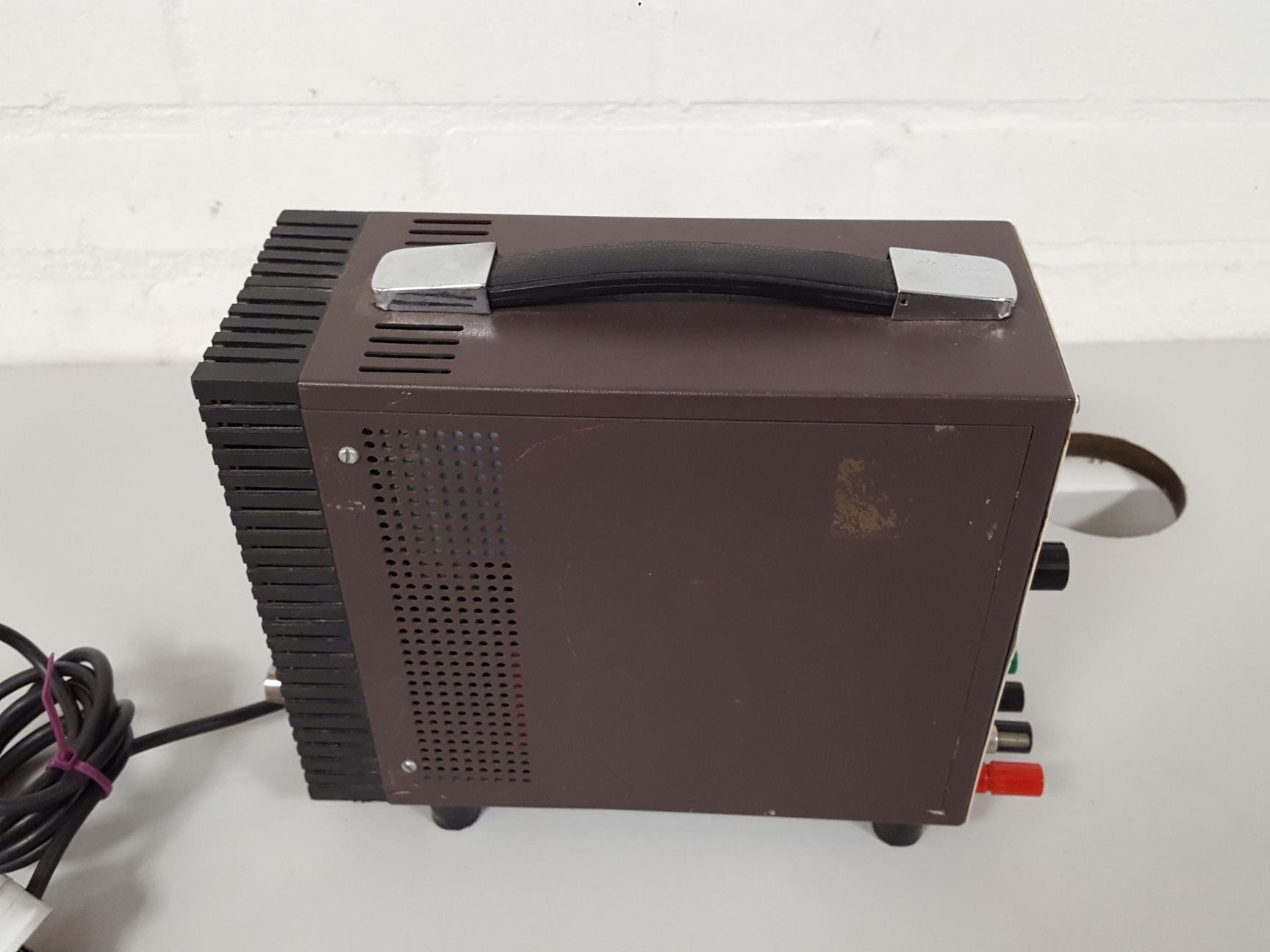 Image of SJ Electronics LC-1513 Regulated DC Power Supply Lab