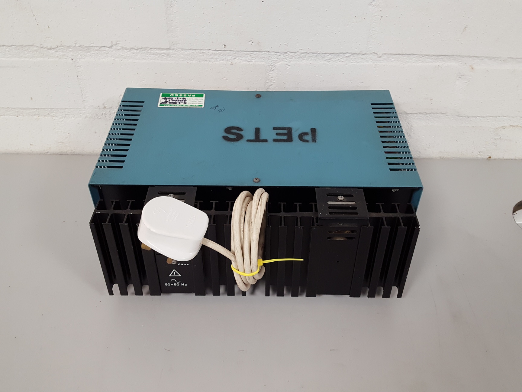 Image of Weir 761 Benchtop Lab Power Supply