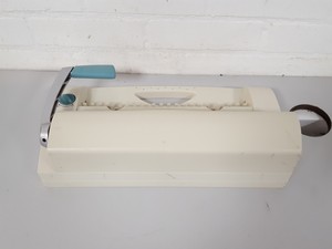 Thumbnail image of Rexel CB206 Compact Comb Binding Machine