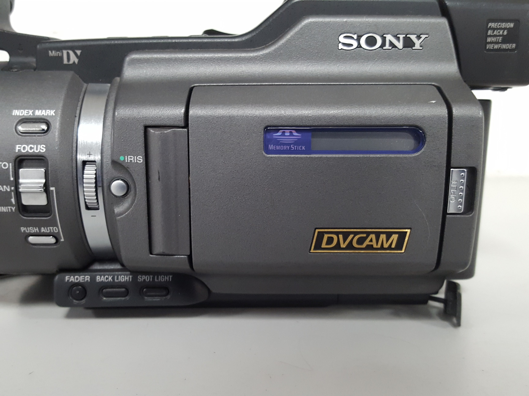 Image of Sony DSR-PD150P Professional Mini DV Camcorder Photography
