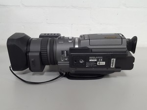 Thumbnail image of Sony DSR-PD150P Professional Mini DV Camcorder Photography