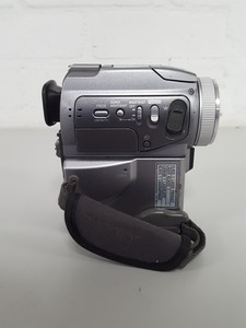 Thumbnail image of Sony Handycam DCR-PC120E Mini DV Camera / Camcorder AV Equipment