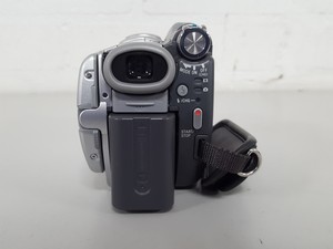 Thumbnail image of Sony Handycam DCR-DVD505E Digital Video Camera Recorder AV Equipment