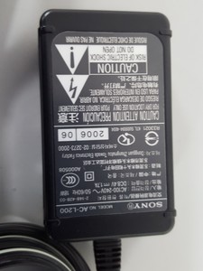 Thumbnail image of Sony Handycam DCR-DVD505E Digital Video Camera Recorder AV Equipment