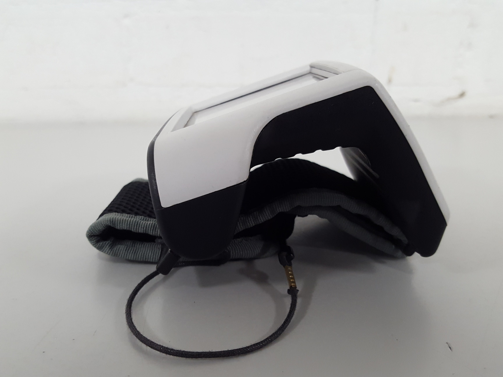 Image of Eurotech Zypad WL1000 Wearable Wrist-Worn Personal Computer Windows