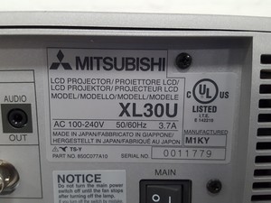 Thumbnail image of Mitsubishi ColorView XL30U LCD Projector AV + Remote & Cables