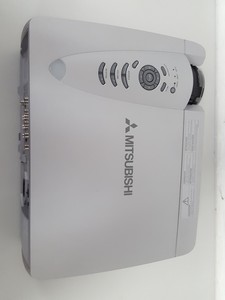 Thumbnail image of Mitsubishi ColorView XL30U LCD Projector AV + Remote & Cables
