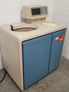 Thumbnail image of Beckman Coulter Optima XL-90 Ultra Centrifuge Lab