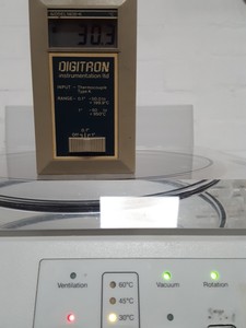 Thumbnail image of Eppendorf Concentrator 5301 Benchtop Centrifuge Lab