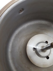 Thumbnail image of Eppendorf Concentrator 5301 Benchtop Centrifuge Lab