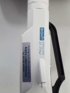 Thumbnail image of Bio-Hit 25-250ul Proline 12 Multi-Channel Mechanical Pipette Lab