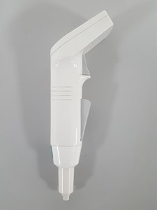Thumbnail image of Matrix Impact 2 Shorty 1250ul Single Channel Pipettor Pipet With Charger Lab