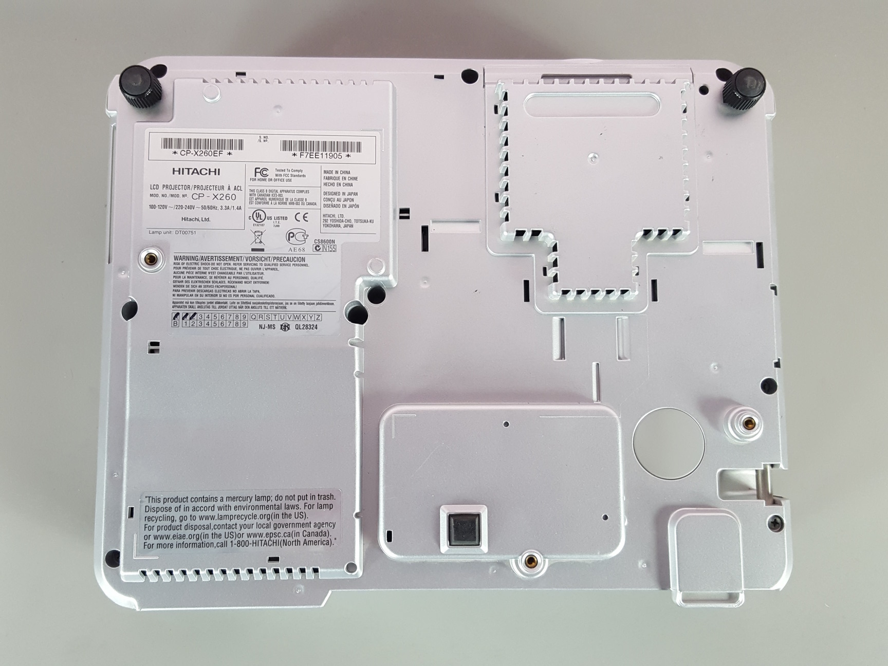 Image of Hitachi CP-X260 LCD Projector