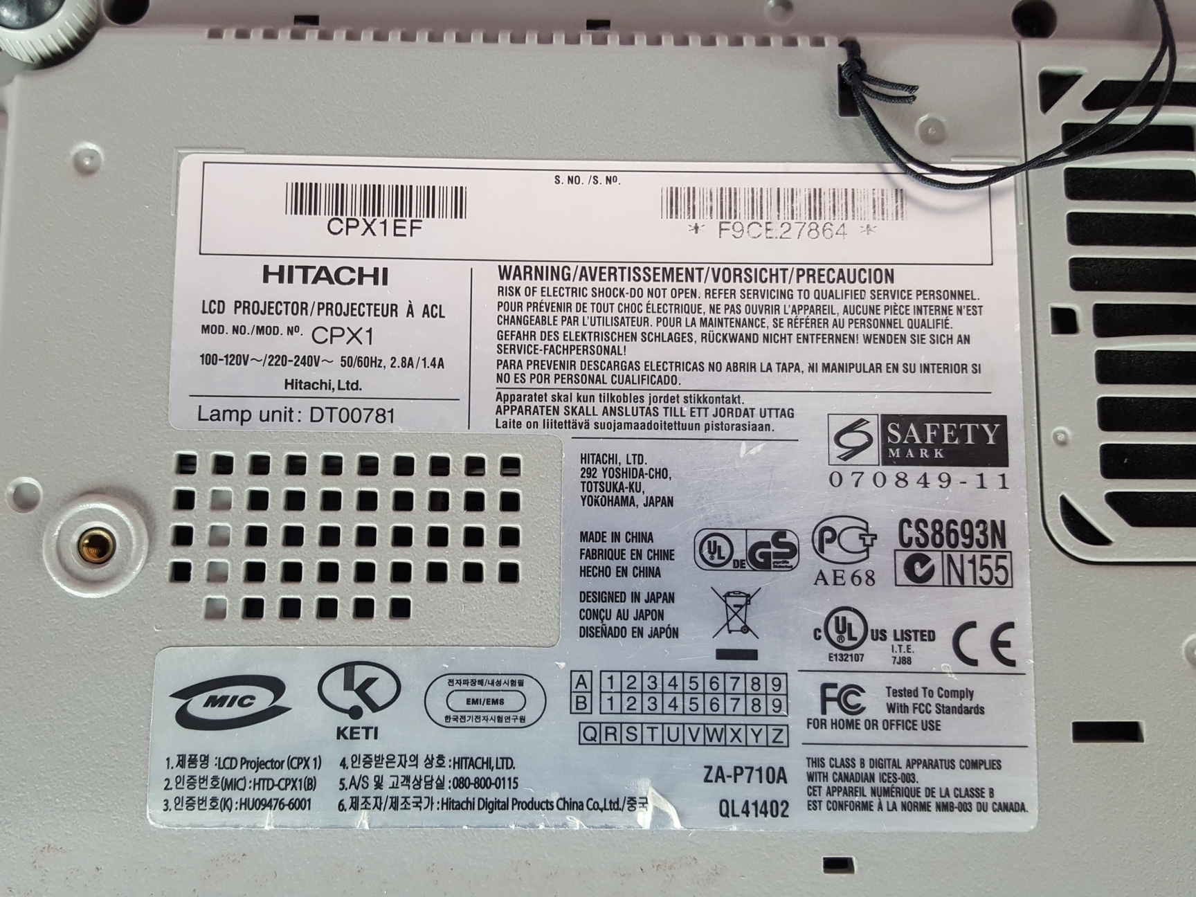 Image of Hitachi CPX1EF XGA Ultraportable Projector