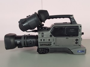 Thumbnail image of Sony DSR-250P Professional Camcorder Cameras & Photography