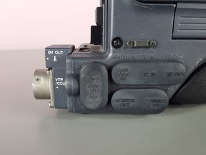 Thumbnail image of Sony DSP-570WSP Video Camera + DXF-801CE View Finder Photography