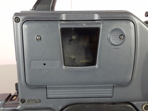 Thumbnail image of Sony DSP-570WSP Video Camera + DXF-801CE View Finder Photography