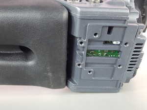 Thumbnail image of Sony DSP-570WSP Video Camera + DXF-801CE View Finder Photography