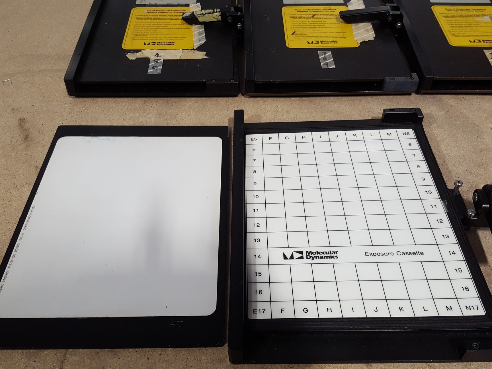 Image of 12x Storage Phosphorus Screens / Imaging Plates Molecular Dynamics Cronex Lab