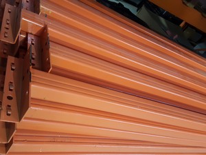 Thumbnail image of 48x Orange Ramada Pallet Racking Beams 2.7m Shelving £9+VAT