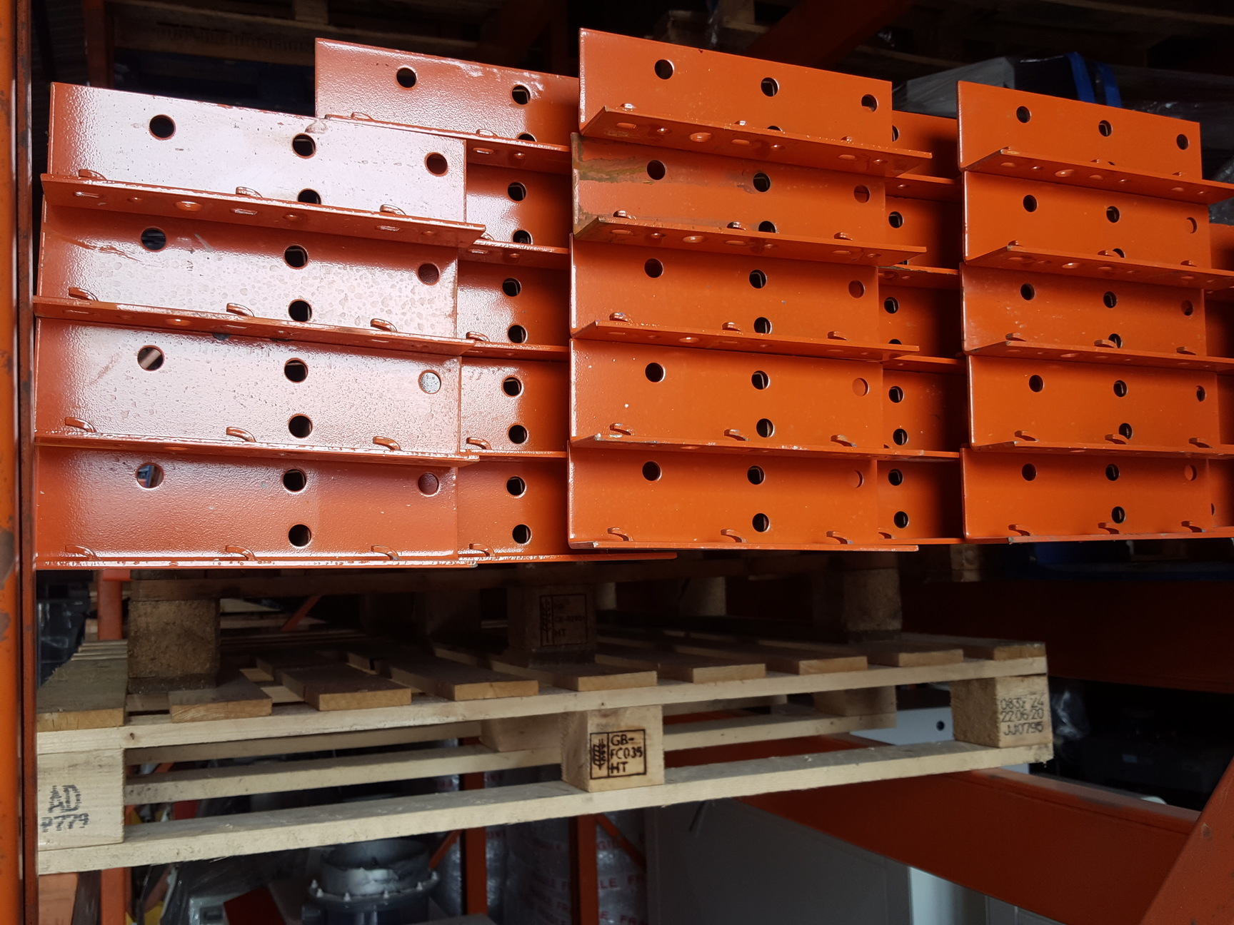 Image of 32x Orange PSS Pallet Racking Beams Shelving - £9+VAT