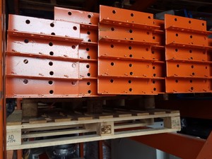 Thumbnail image of 32x Orange PSS Pallet Racking Beams Shelving - £9+VAT