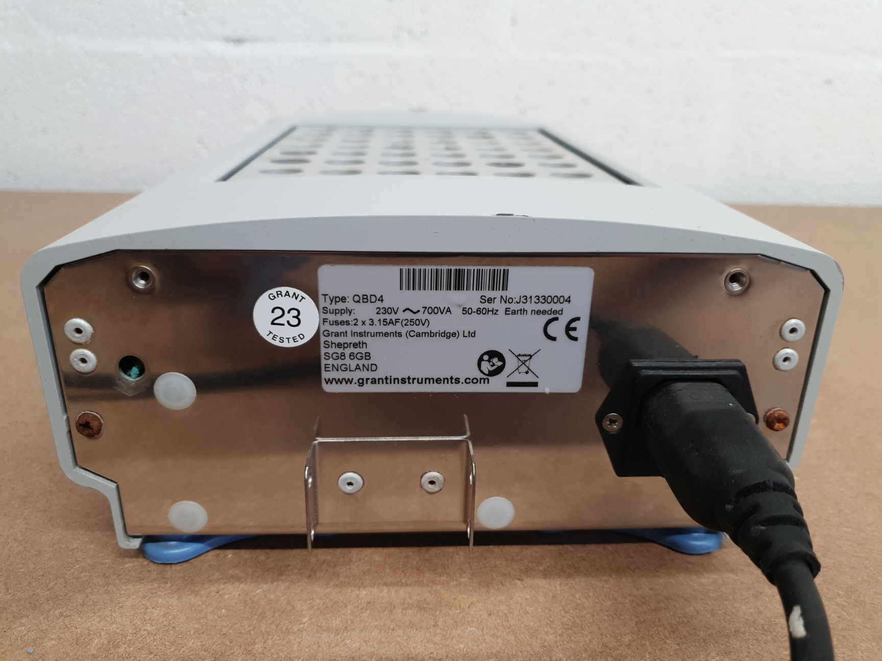 Grant QBD4 Block Heater Temperature Range 26°C to 130°C Lab