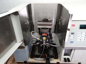 Thumbnail image of Perkin Elmer AAnalyst 100 Atomic Absorption Spectrometer Lab