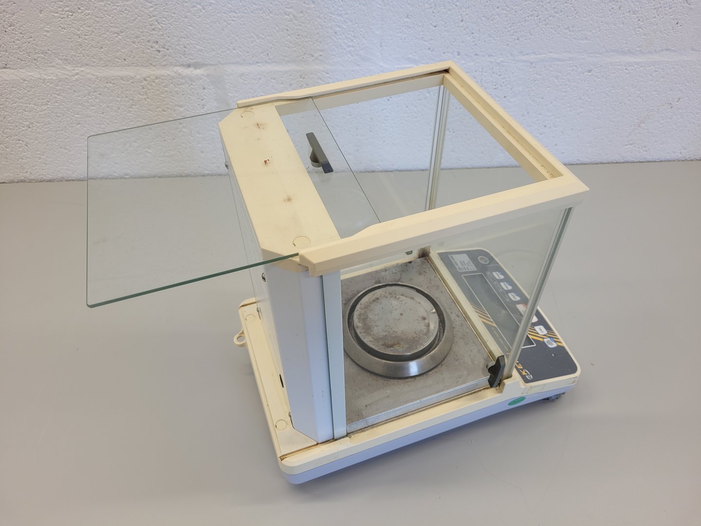 Image of Kern & Sohn ABJ200-4NM Precision Laboratory Balance Lab Weighing Scales