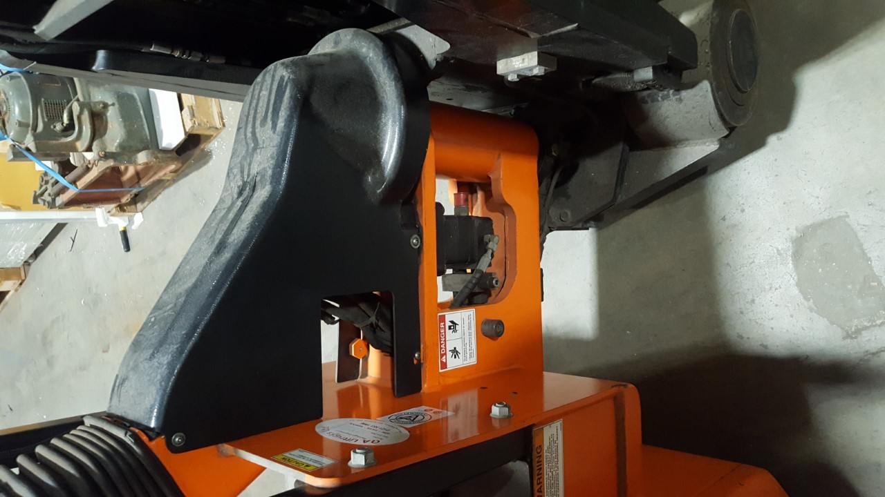 Image of Bendi Narrow Aisle Articulated Forklift BE40V47X(55), 2007, 2,500 hours, 4.7m, 