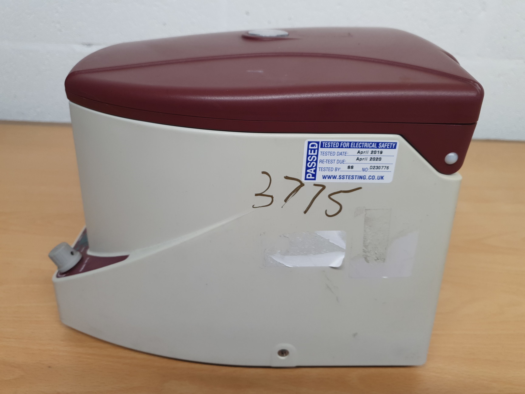 Image of Progen Scientific GenFuge 24D Digital Microcentrifuge Lab Centrifuge 